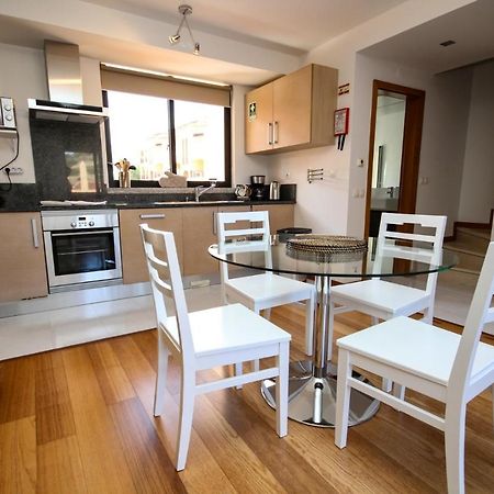 Luxury Apartment - T1 Vue Sur Piscine - Luz Екстериор снимка