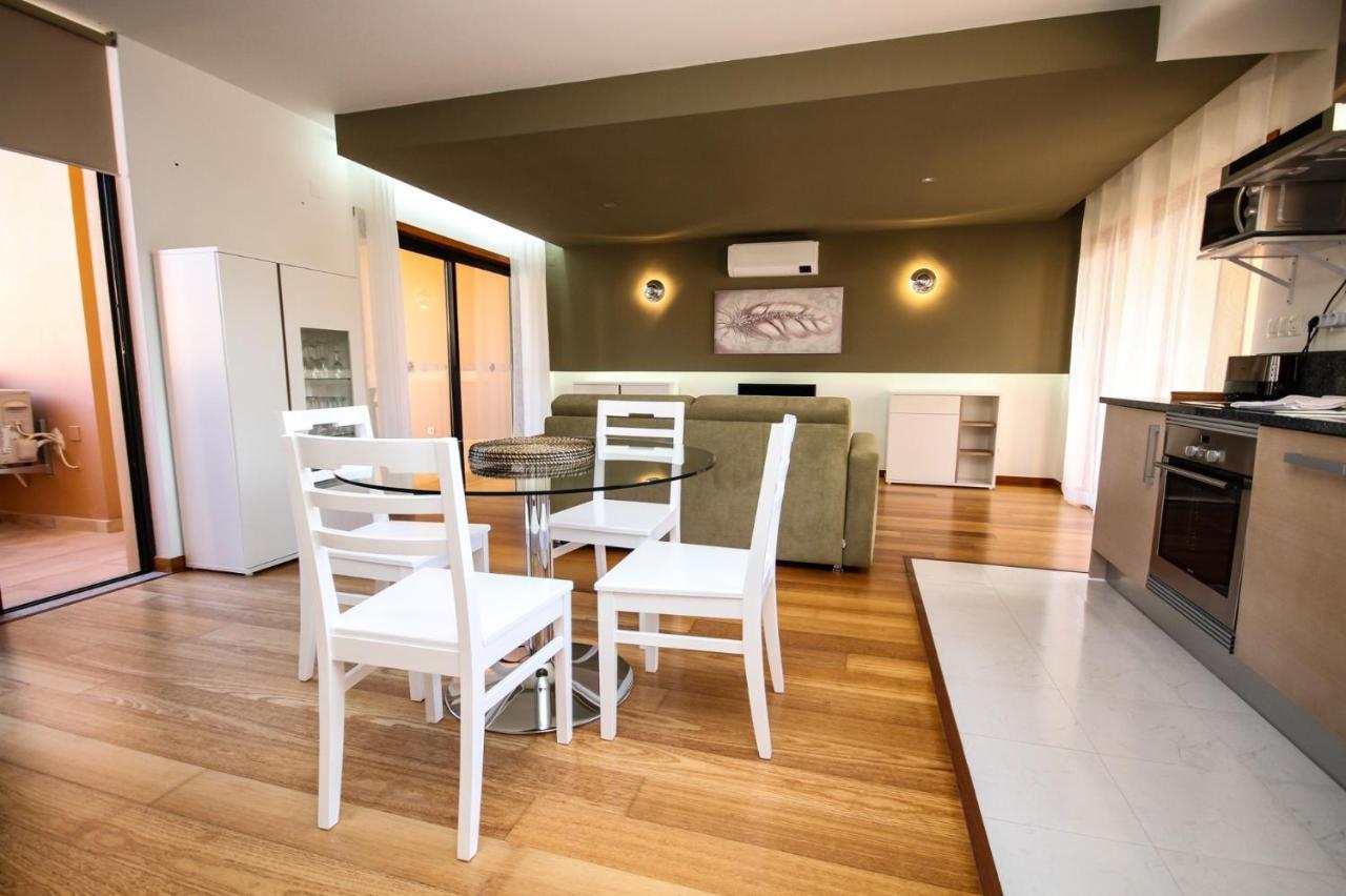 Luxury Apartment - T1 Vue Sur Piscine - Luz Екстериор снимка